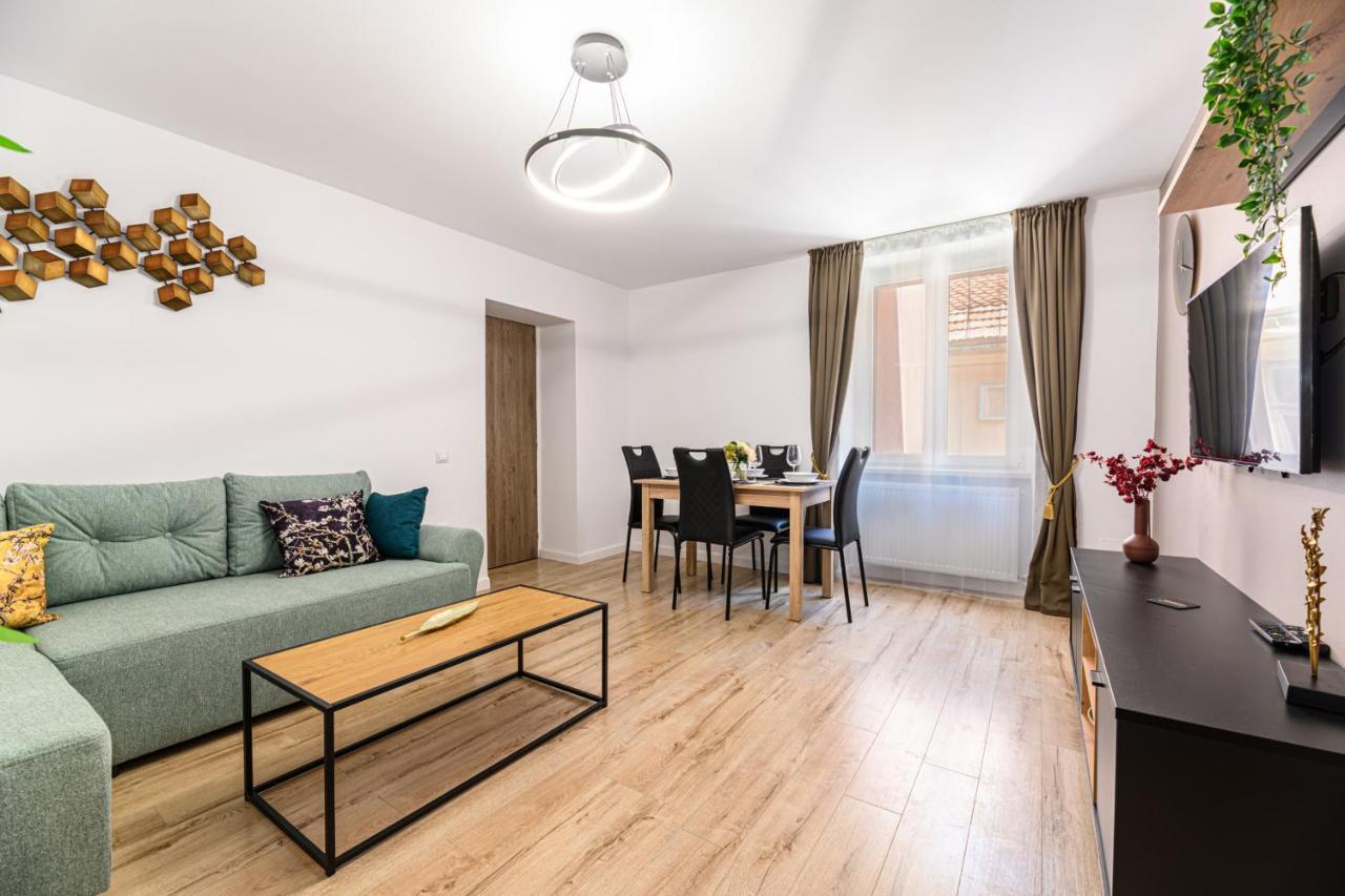 Schei Gate Apartment Brasov Exterior photo